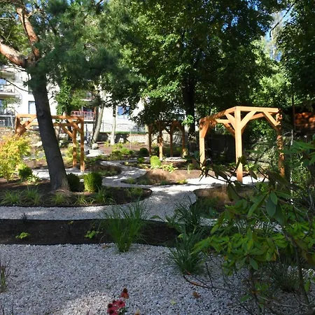 Bali Ulica Strumykowa 6 59-850 Zdroj Hotel