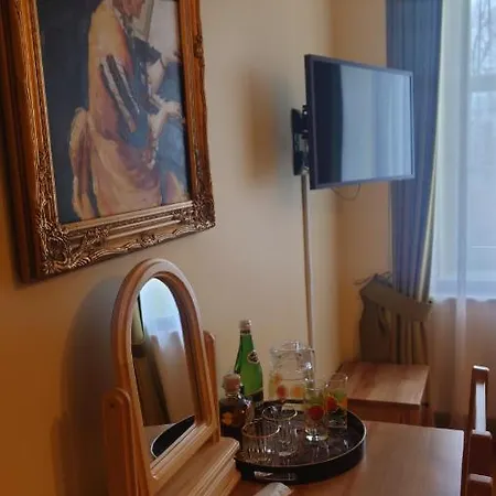 Ξενοδοχείο Bali Ulica Strumykowa 6 59-850 Zdroj *