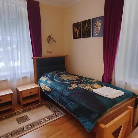 Hotel Bali Ulica Strumykowa 6 59-850 Zdroj